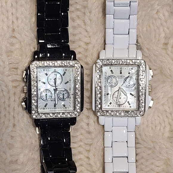 Ladies Fashion Watches - Picture 4 of 15